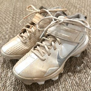 Nike Trout Cleats•EUC•